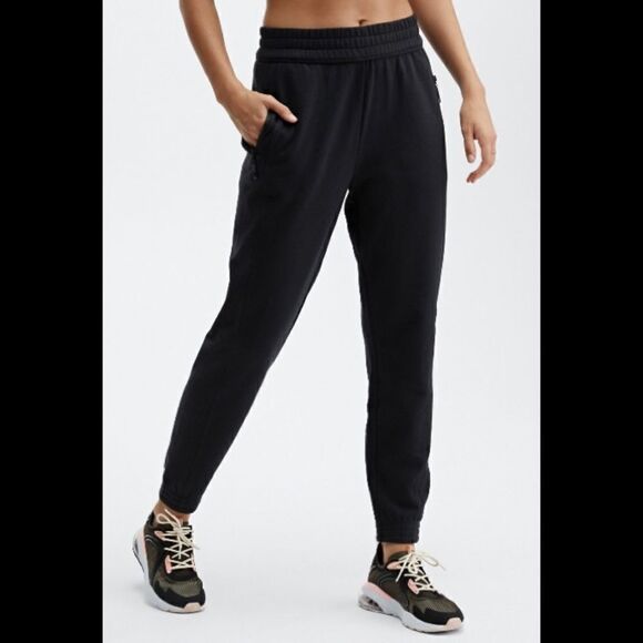 Fabletics Eco Conscious Slim Sweatpants Black - Picture 1 of 4